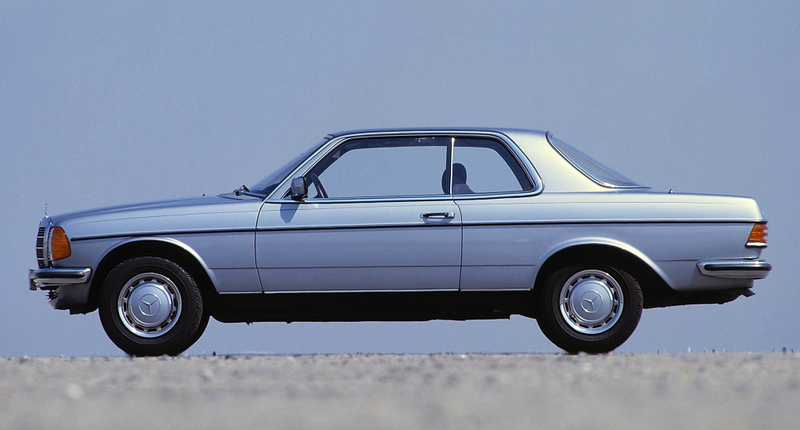Illustration for article titled I'm An Old Guy Who Needs A Classic Cool Car For $30,000! What Car Should I Buy?